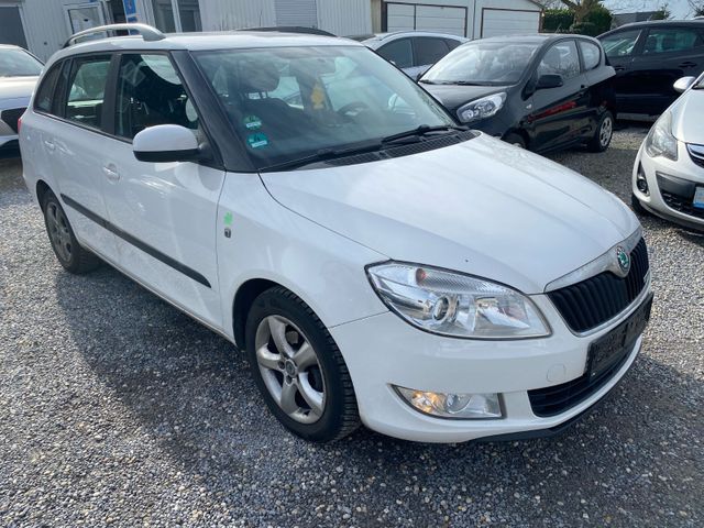 Skoda Fabia Combi Greenline KLIMA/SHZ Motor läuft!!!