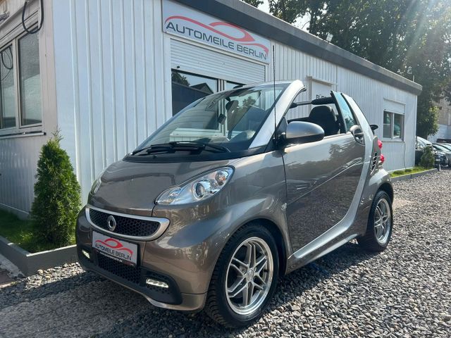 Smart ForTwo CABRIO Passion "SERVOLENKUNG/ LED/ NAVI"