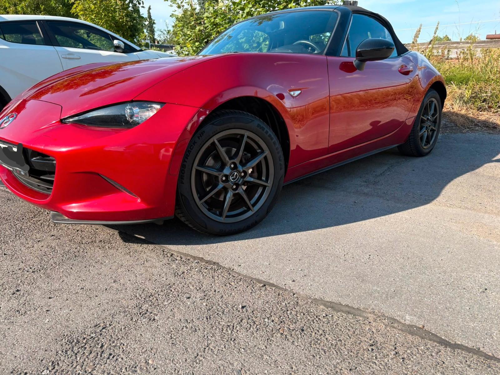 Mazda MX-5 1.5 SKYACTIV-G 131 Exclusive-Line Exclu...