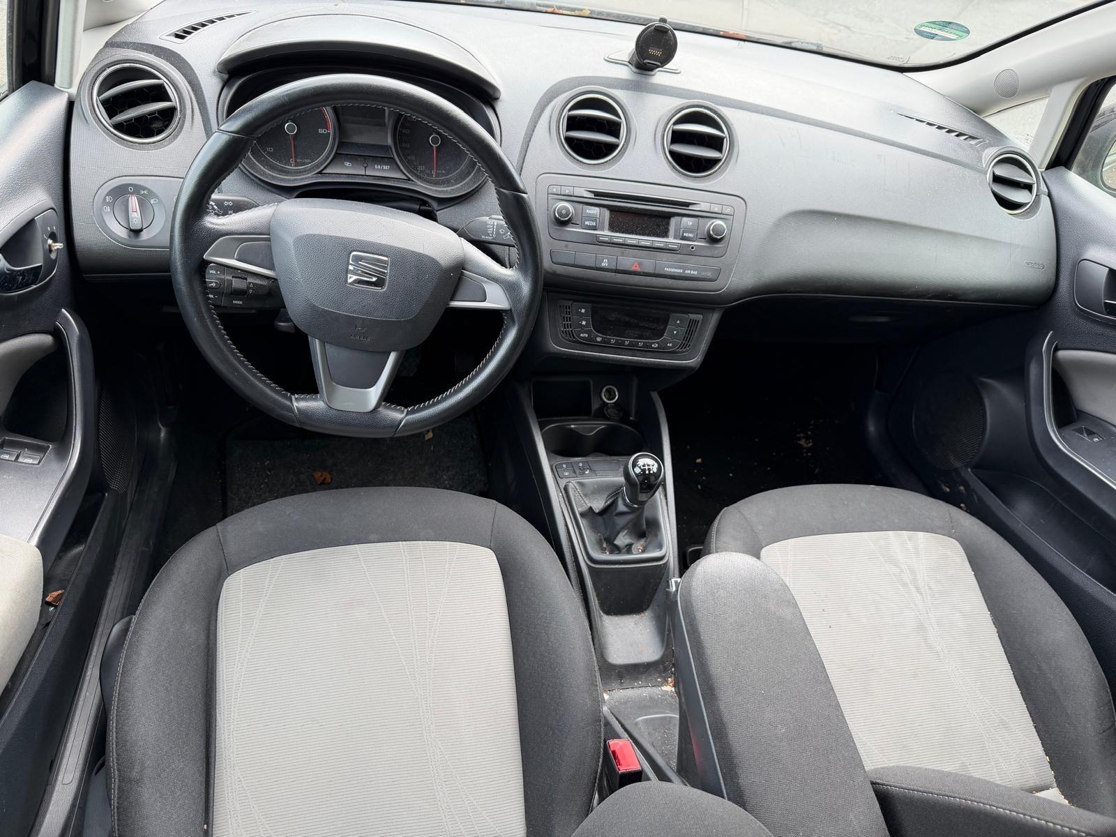 Seat Ibiza 2015 — photo 10