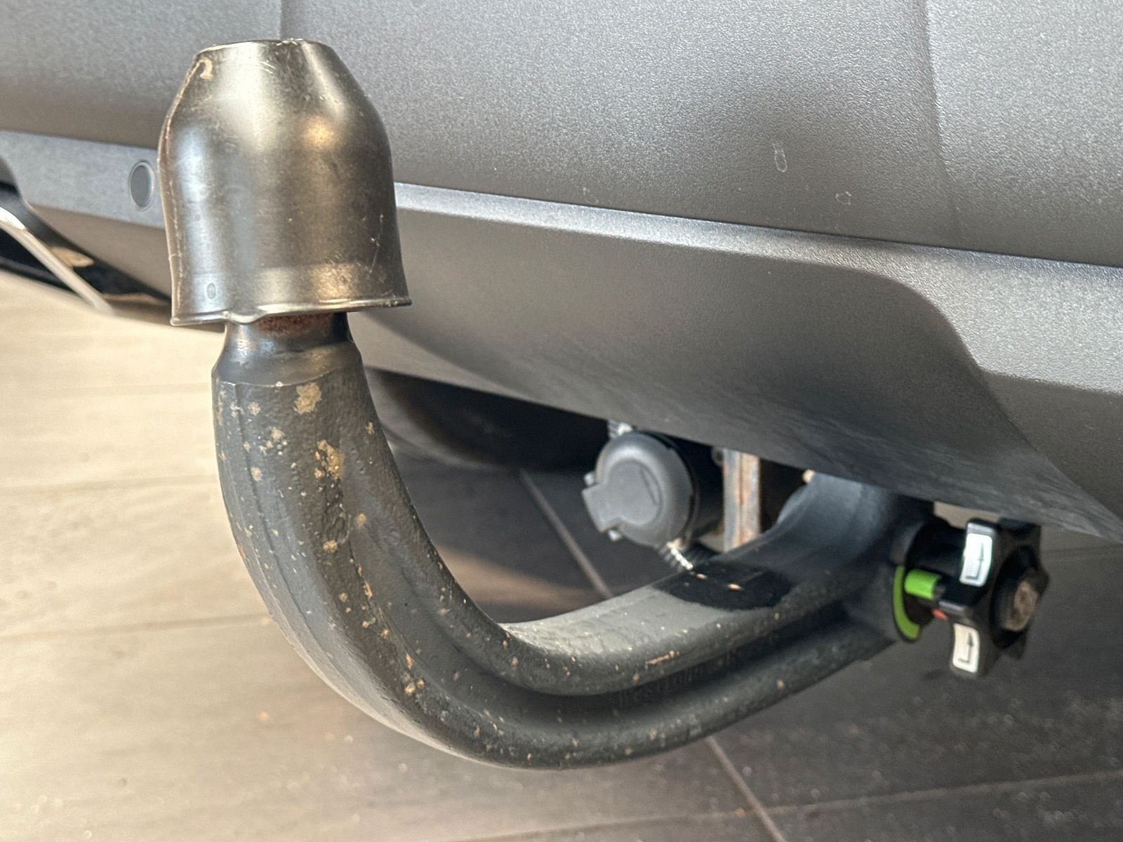 Fahrzeugabbildung Peugeot 3008 GT Plug-In Hybrid 225 NAV+LED+PANORAMA+AHK