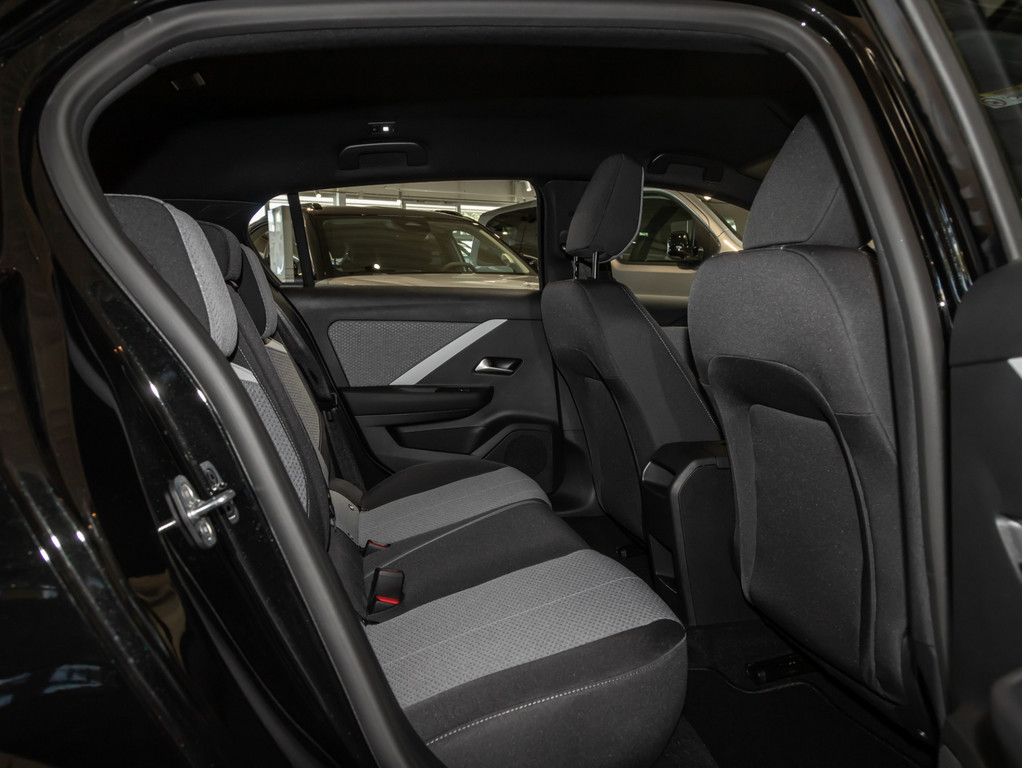 Opel Astra - Bild 9