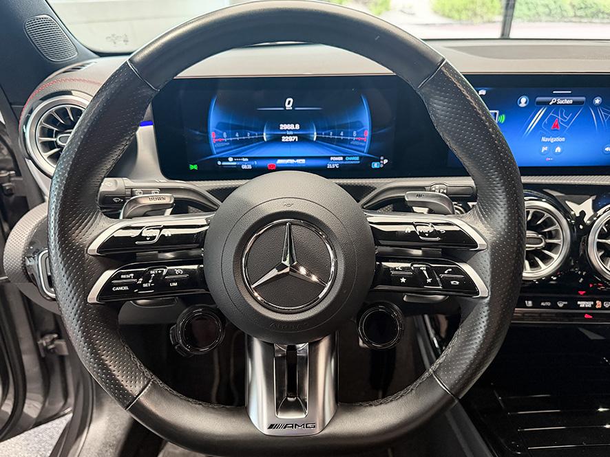 Mercedes-Benz CLA 35 4M SB Night+LED+Pano+Totwinkel+WinterP