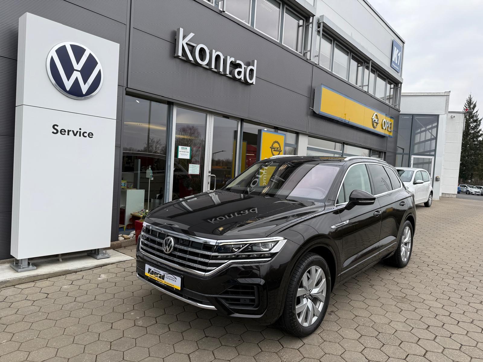 Volkswagen Touareg 3.0 V6 TDI R-line 4MOT ACC PANO LED AHK