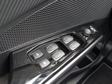 KGM Tivoli Nomad Plus 1.5 NaviLederLEDCarPlayDAB
