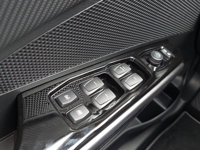 KGM Tivoli Nomad Plus 1.5 NaviLederLEDCarPlayDAB
