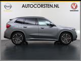 BMW X1 xDrive30e 327pk M-sport leder Pano-Dak/Hef-Da - BMW X1 xDrive30e Gebrauchtwagen