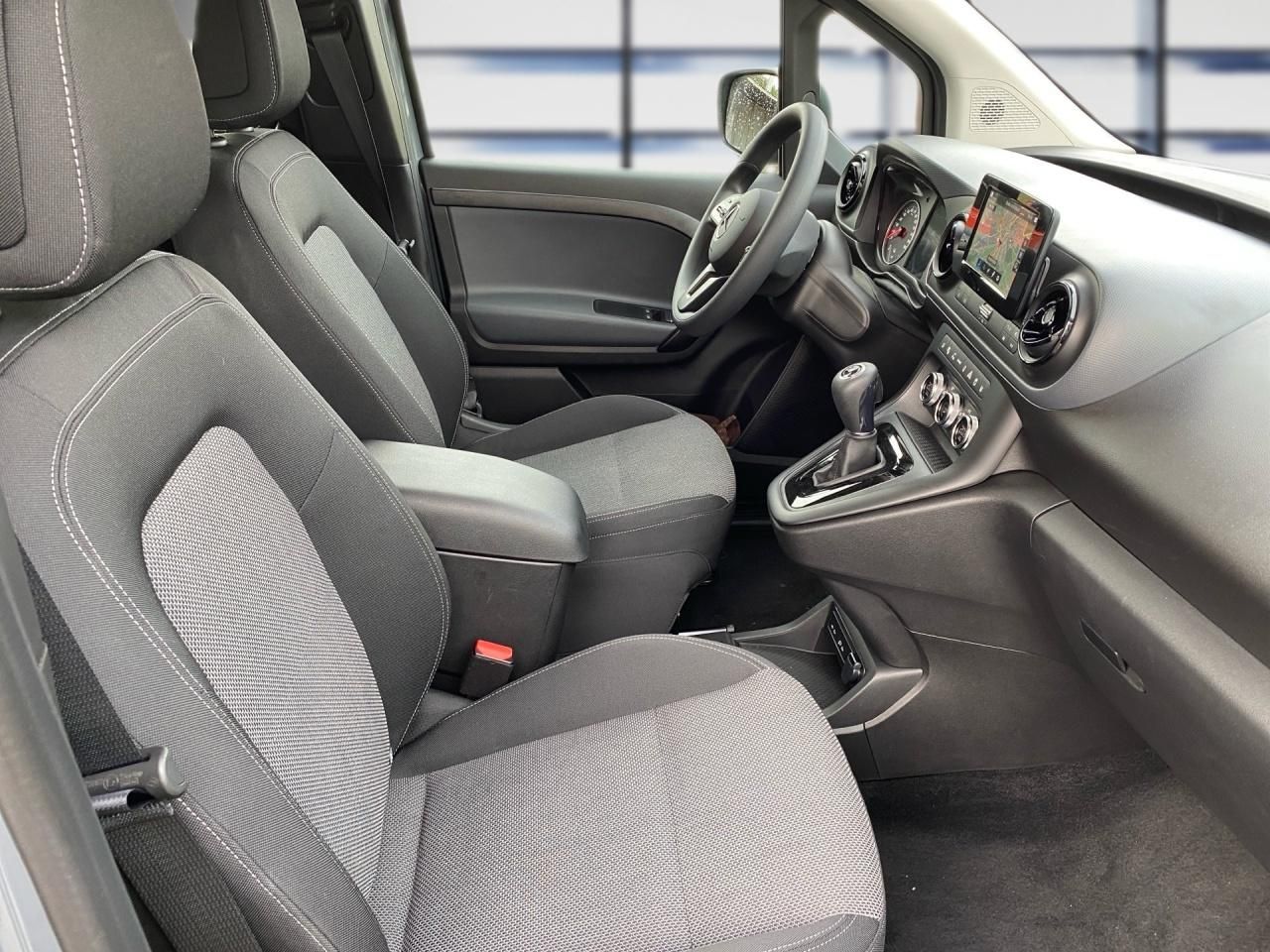 Fahrzeugabbildung Mercedes-Benz eCitan Tourer 2xKlima AHK AUT DynLicht Kam. LED