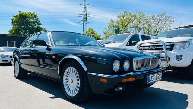 Jaguar X300 4.0 Automatik Garagenfahrzeug 1A Mega Voll