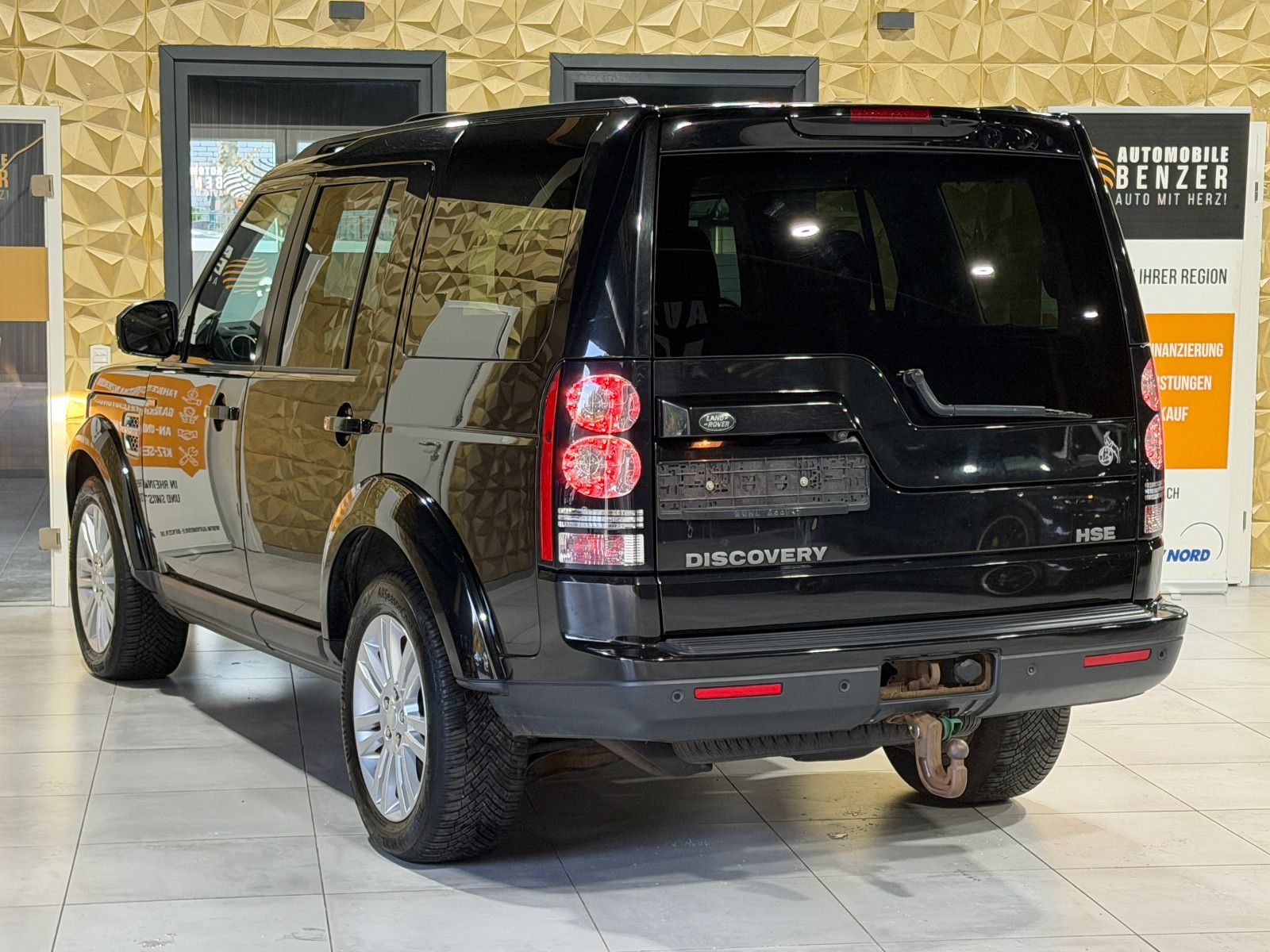Fahrzeugabbildung Land Rover Discovery 4 SDV6 HSE/1-HAND/DEUTSCH/VOLL/PANO/LE