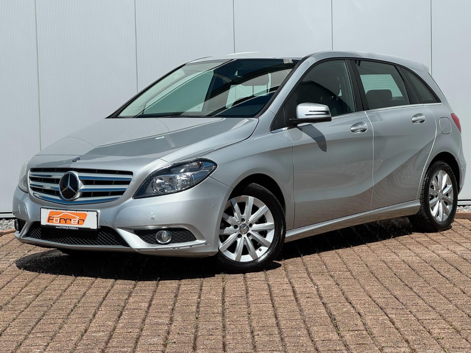 Mercedes-Benz B 180 1.6 AUTOMATIK NAVI KLIMA PDC SZH CAM
