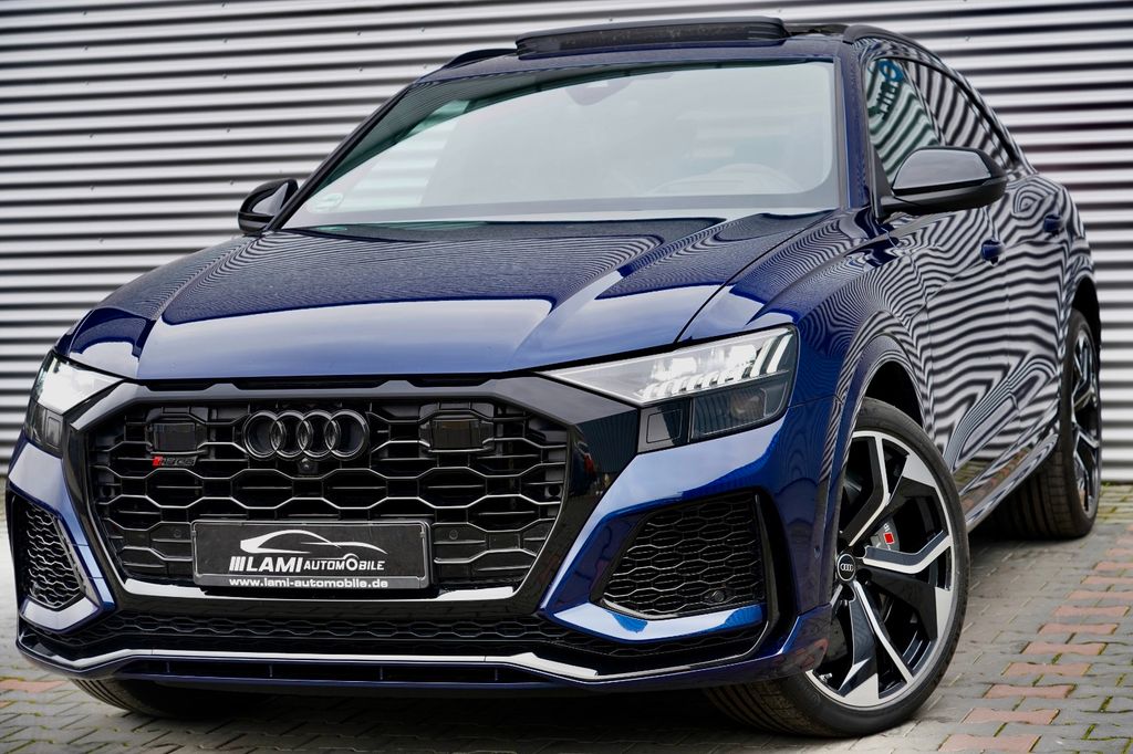 Audi RSQ8