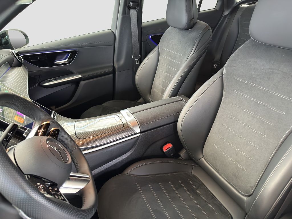 Fahrzeugabbildung Mercedes-Benz GLC 220 d 4MATIC AMG*Night*Nav*KeyLess*PDC*RFK
