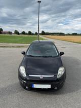 Fiat Punto Evo 1.4 (Natural Power) - Fiat Punto Evo mit Benzin-Antrieb: Kleinwagen, Klimaanlage, 1.4