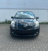Toyota Yaris Team - Toyota Yaris: Team