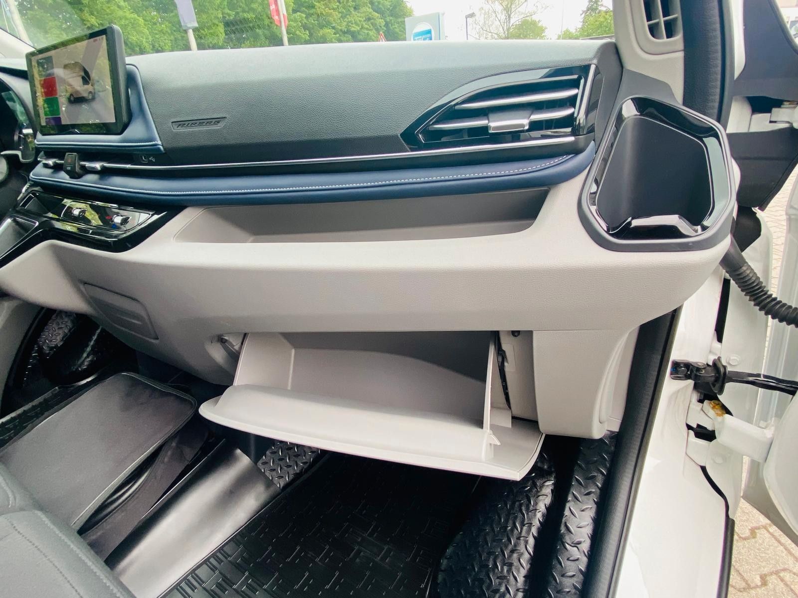 Fahrzeugabbildung Maxus eDeliver 7 L2 3,5t 3SIT+LED+NAVI+SHZ+KAMER+ACC+