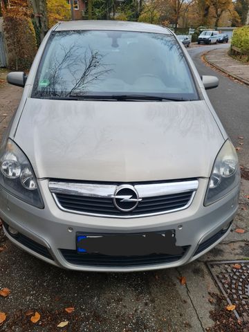 Opel Zafira 1.9 CDTI NAVI 88kW Automatik NAVI