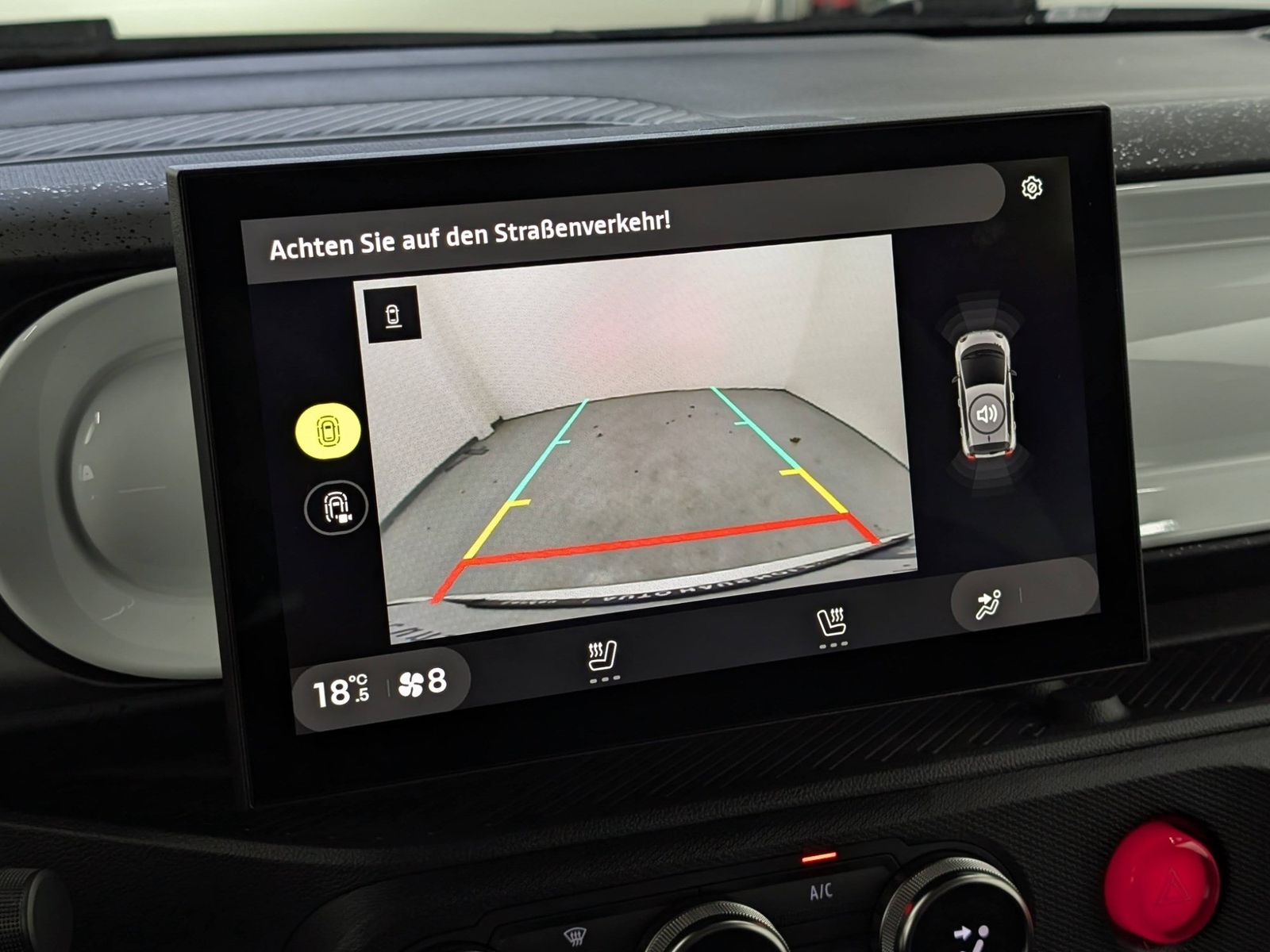 RENAULT Twingo E-TECH Techno 80 Urban Range 18-Zoll – Bild 36