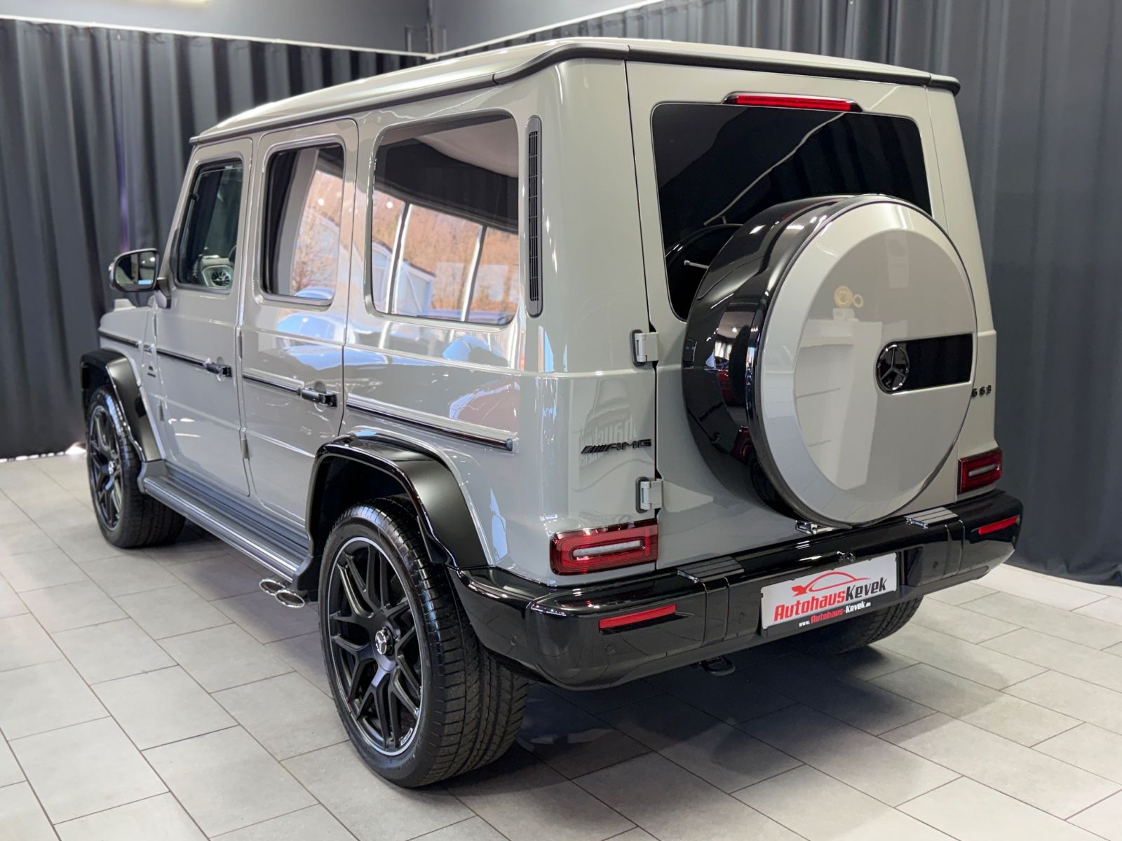 Fahrzeugabbildung Mercedes-Benz G 63 AMG|MY26|A22|PERFORMANCE|TV|VOLL|CARBON|