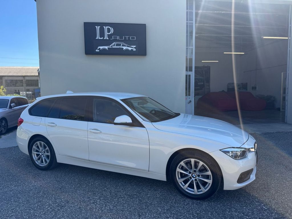 Image of BMW 320