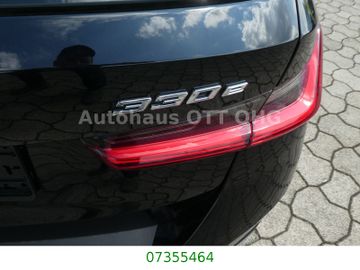 BMW 330 - 9