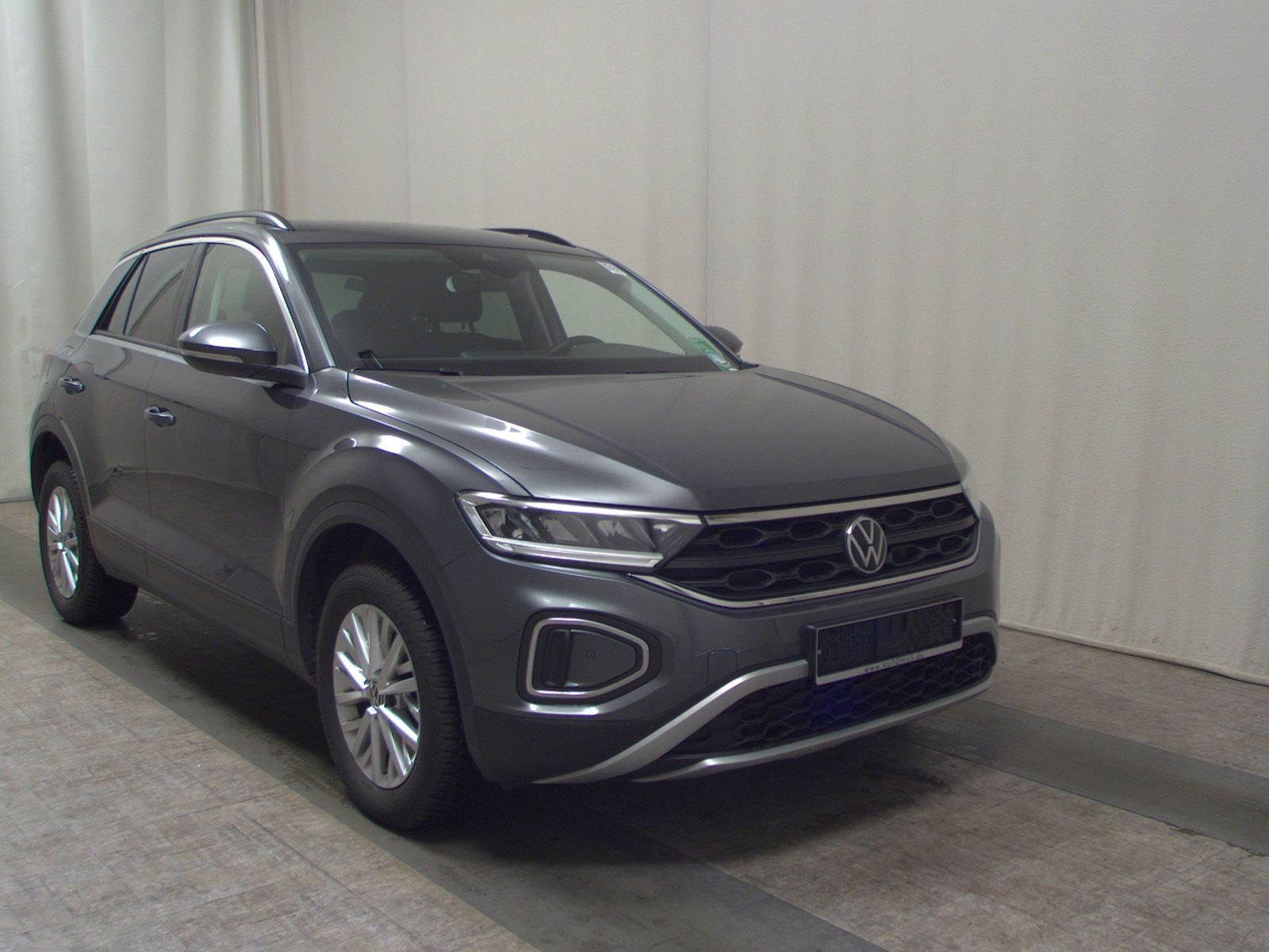 Volkswagen T-Roc 1.0 TSI Life LED DC PDC SHZ DAB+ foto 3