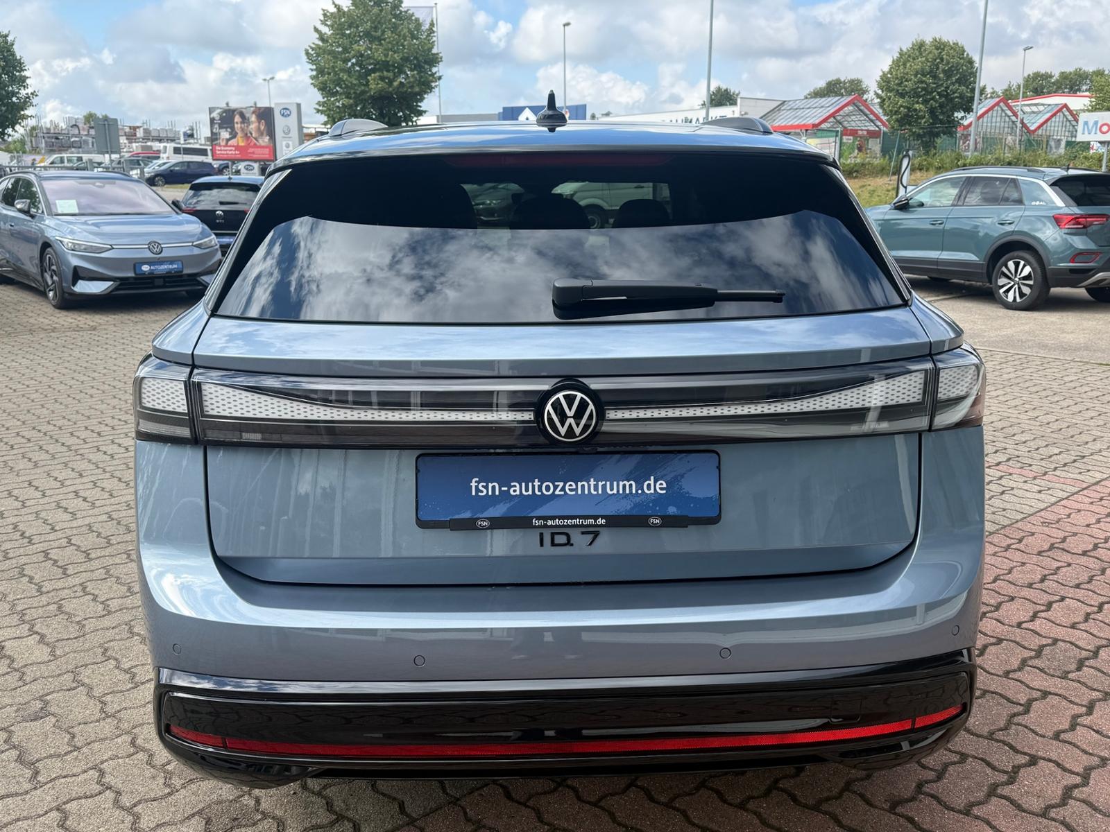 Volkswagen ID.7 Pro Matrix AHK 360° Memory/Massage EasyOpen