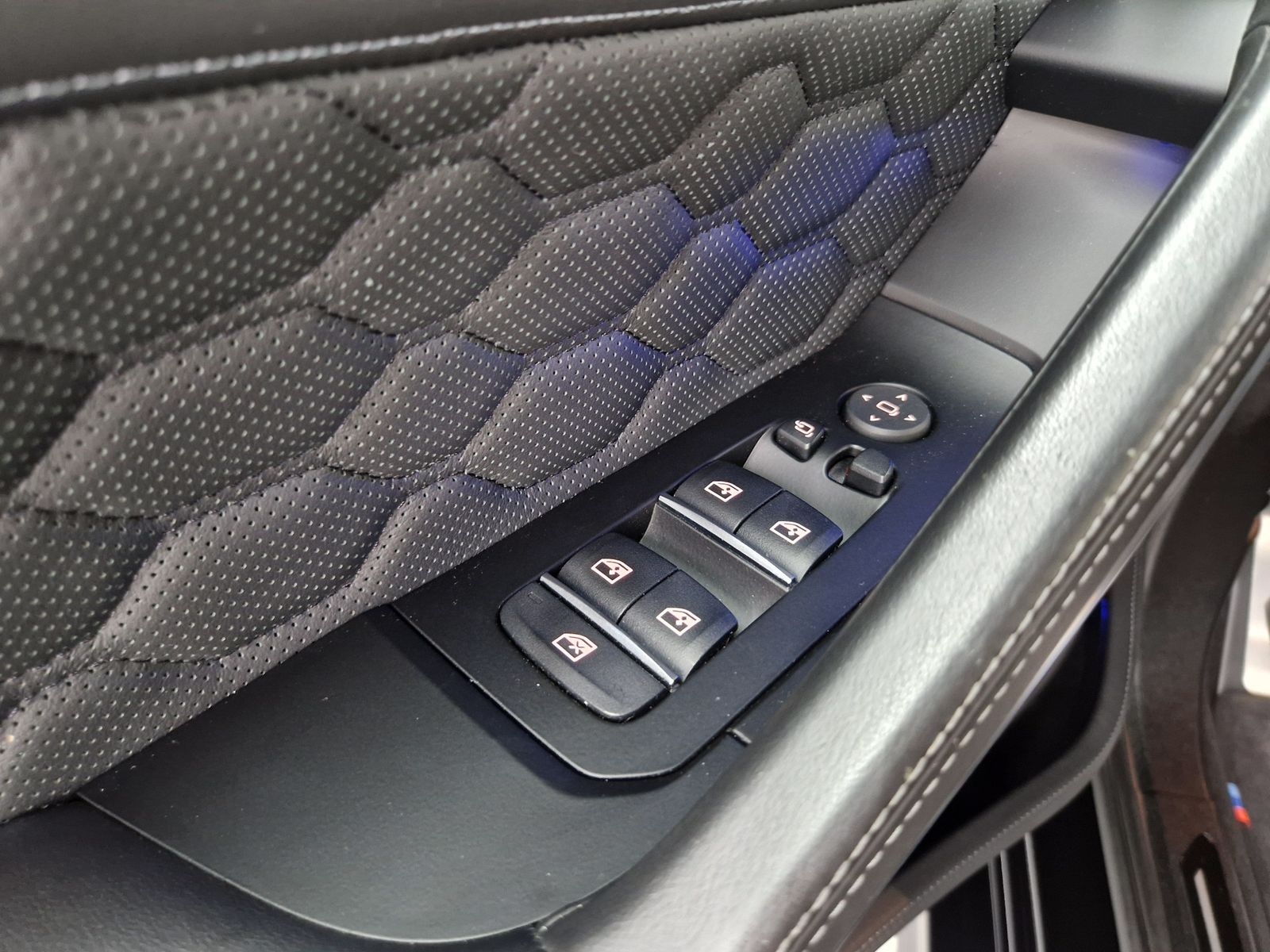 BMW X6 M xDrive Competition Massage Harman-Kardon – Bild 44