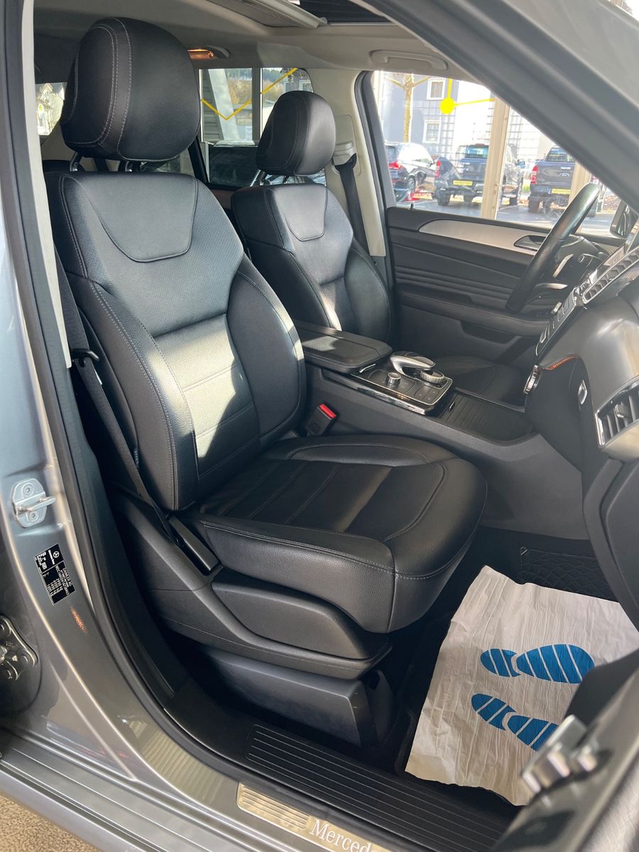 Fahrzeugabbildung Mercedes-Benz GLE 350 d 4Matic AMG LINE *SCHIEBEDACH*ANHK*