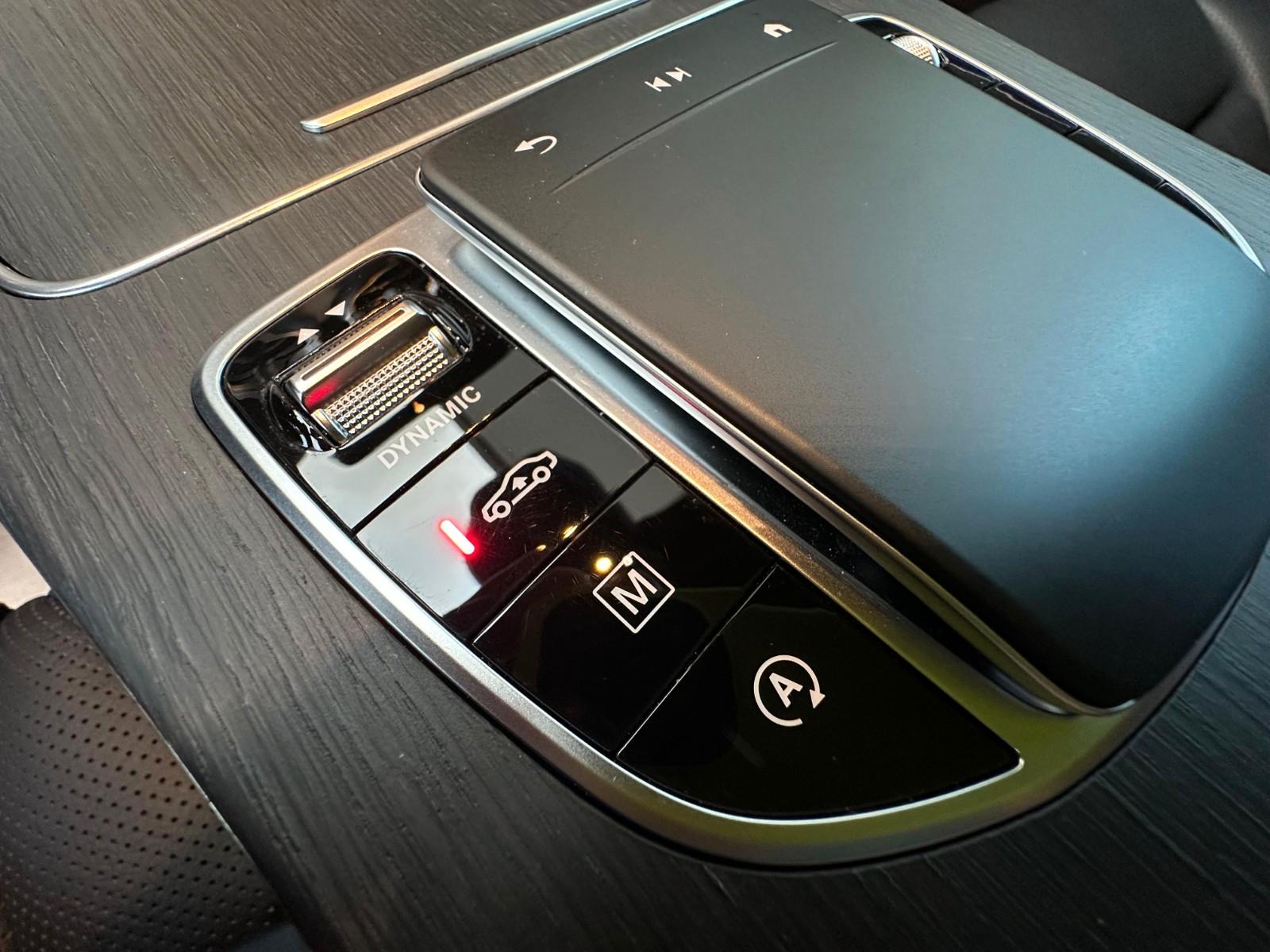Mercedes-Benz GLC 300 d 4M AMG +Night+ABC+3xHigh-End+FAP+BEAM