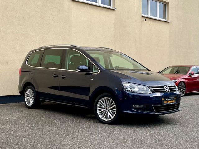 Volkswagen Sharan Cup 7 SITZER NAVI 1.HD BI-XEN SHZ TEMPO