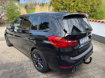 BMW 220 Gran Tourer - 6