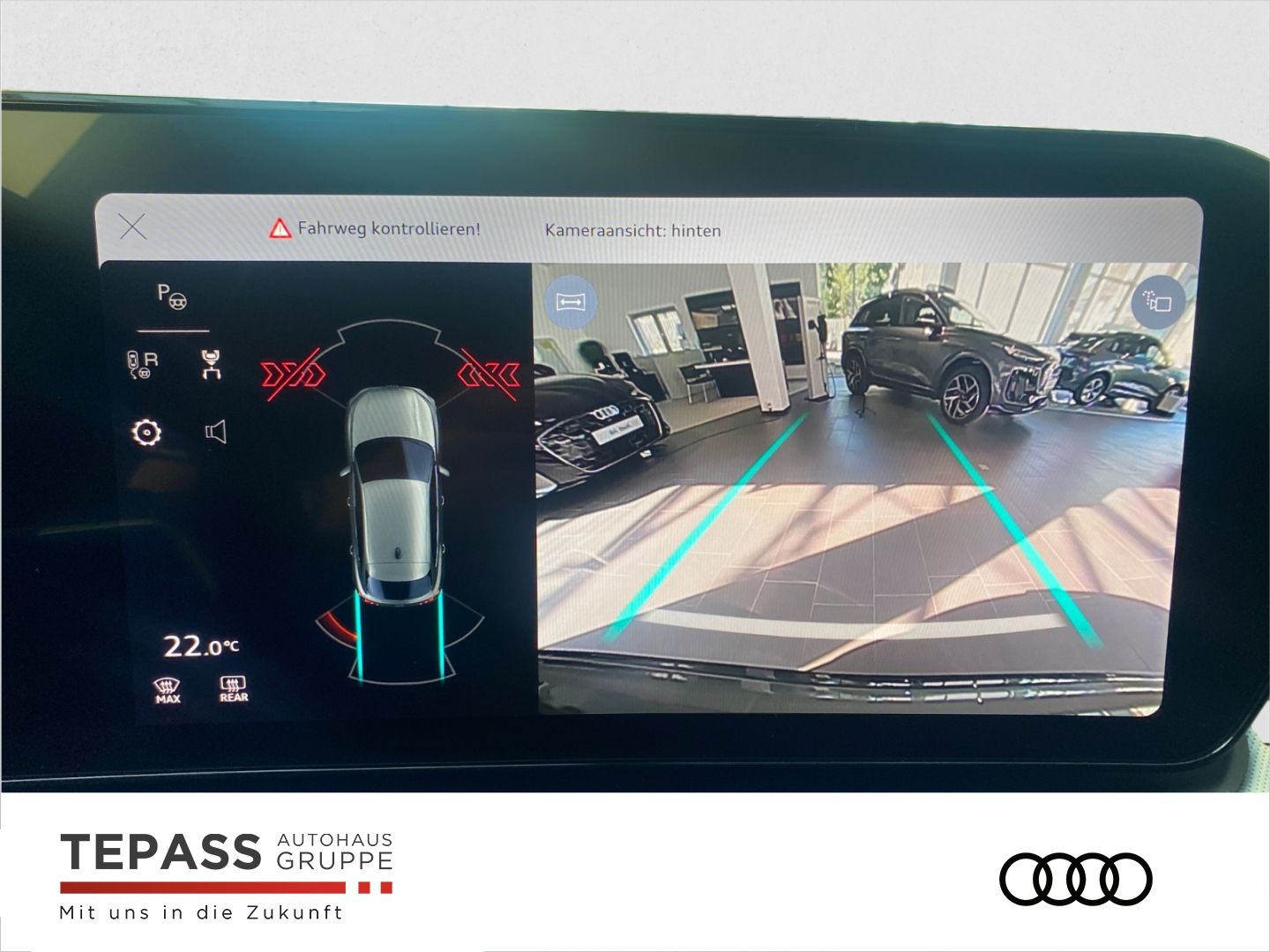 Audi Q3 Sportback e-HYBRID TECH PLUS S LINE PANO OLD foto 16
