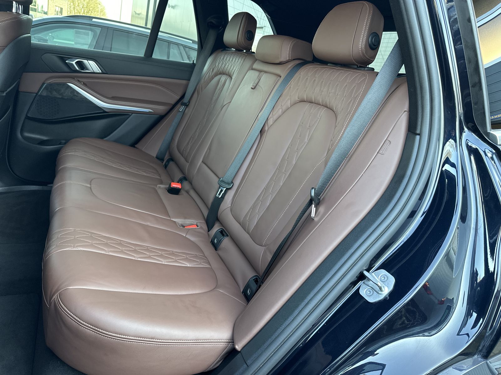 Fahrzeugabbildung BMW X5 xDrive45e M-Sport NAV+LED+PANO+360°+ACC+21ZO