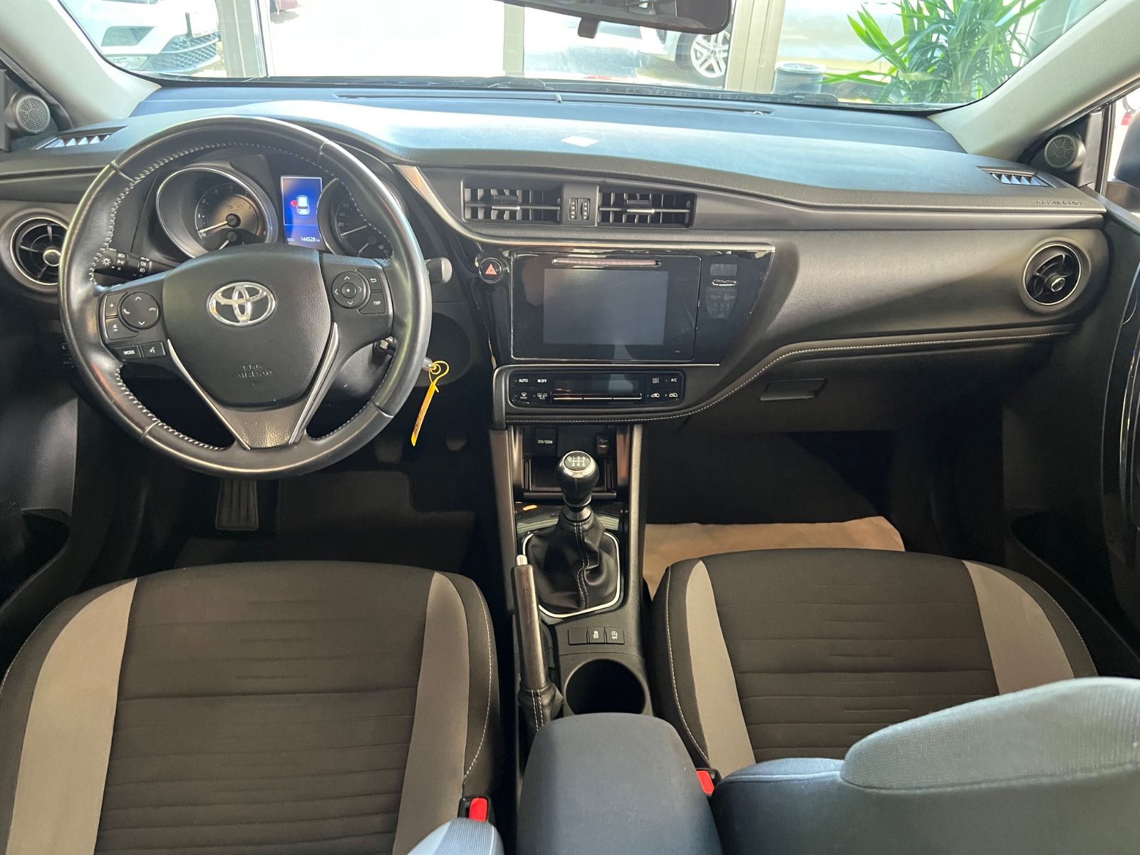 Fahrzeugabbildung Toyota Auris Comfort