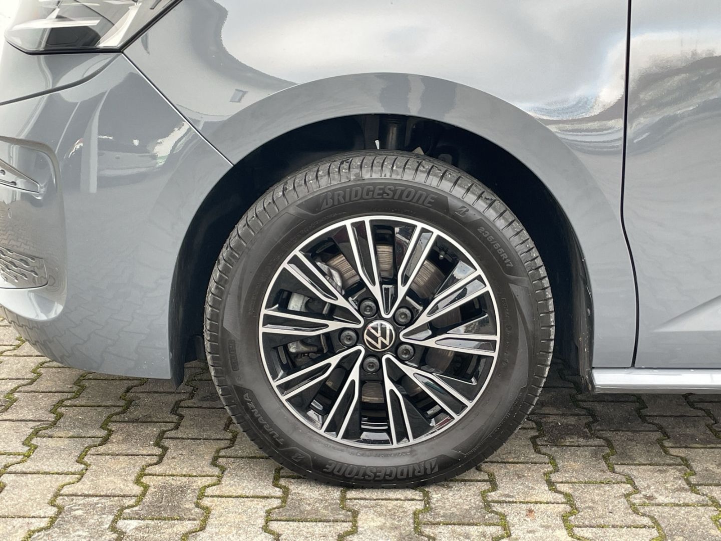 T7 Multivan 1.4 TSI eHybrid AHK/Kamera/LED/App-C