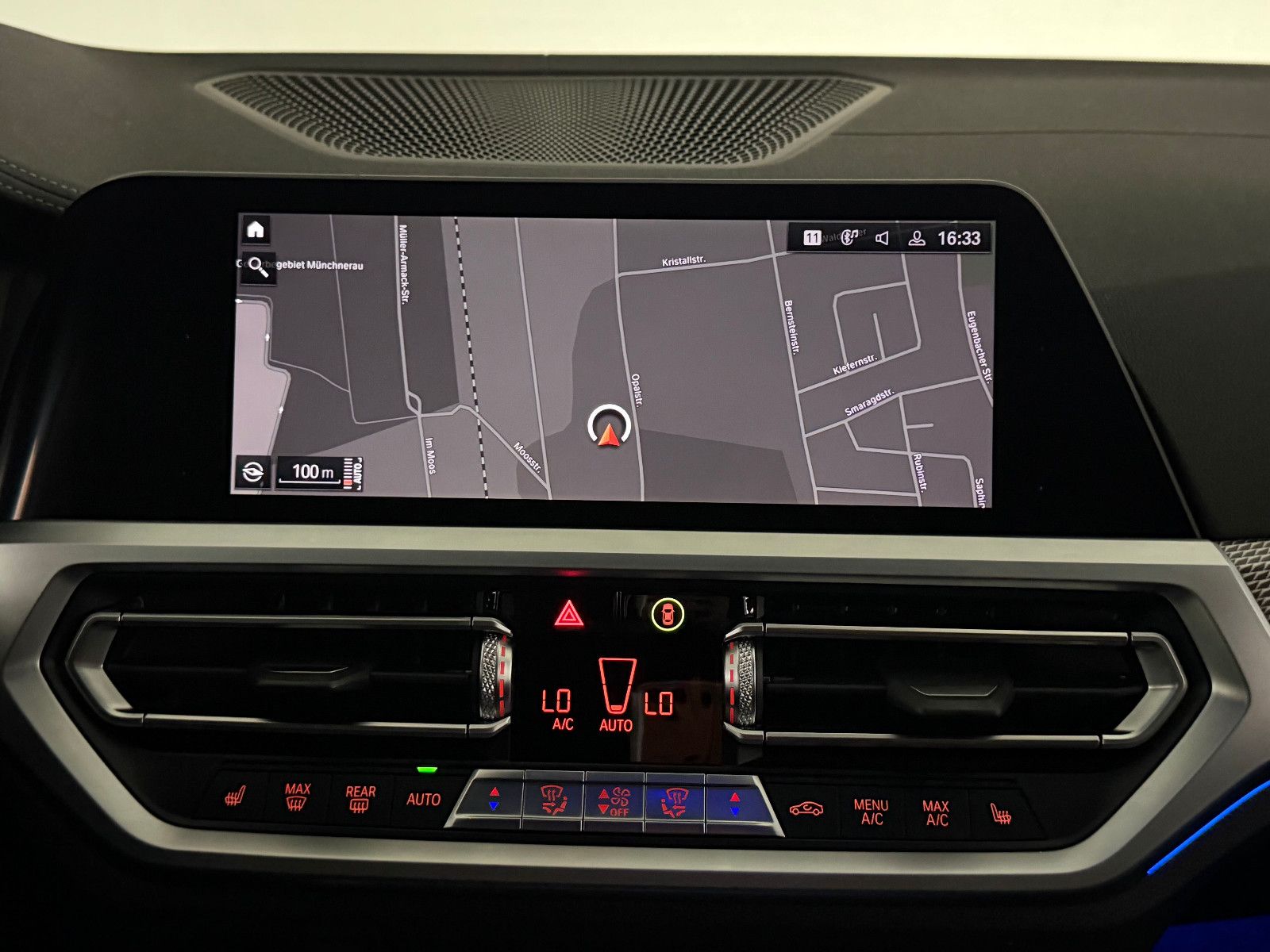 Fahrzeugabbildung BMW 320 d xDrive M SPORT/LED/HuD/H&K/AHK/ACC/VIRCO