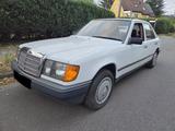 Mercedes-Benz 230E W124 - Mercedes-Benz 230 Gebrauchtwagen in Berlin