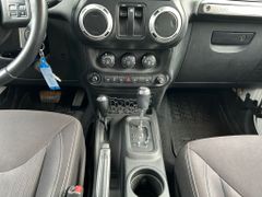 JEEP Wrangler 2.8 CRD DPF Automatik Rubicon JEEP Wrangler 2.8 CRD DPF Automatik Rubicon