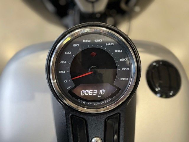 Fahrzeugabbildung Harley-Davidson FLFBS Fat Boy 114cui Custom Umbau Little Bastard
