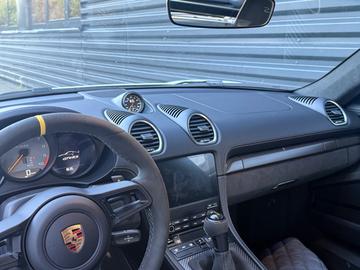 صورة 6 لـ 2025 Porsche CAYMAN