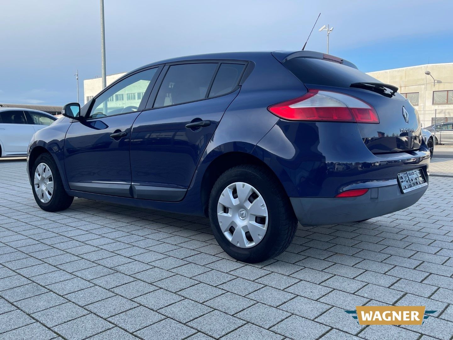 Fahrzeugabbildung Renault Megane III Authentique 1.6 16V 100