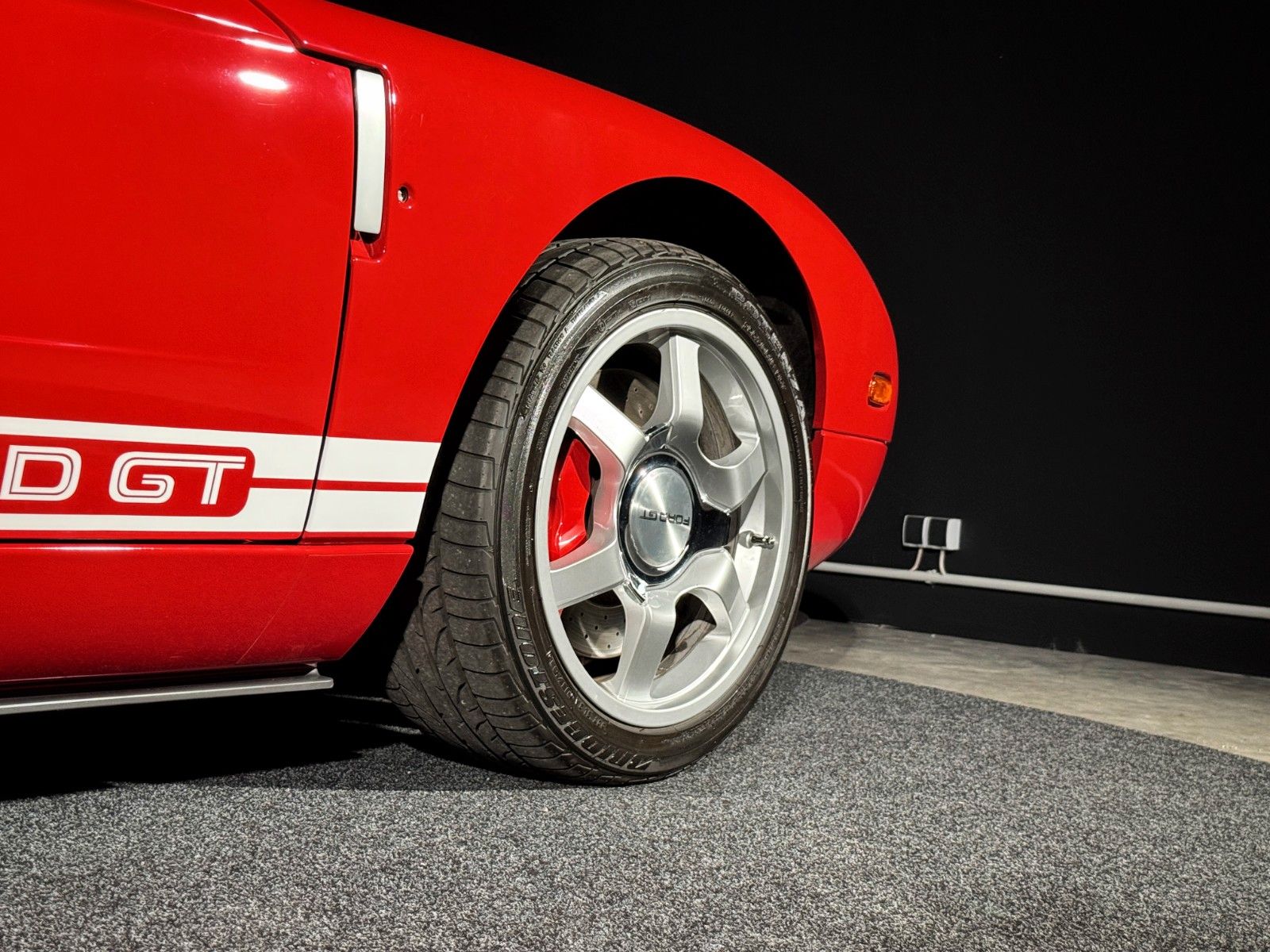 Fahrzeugabbildung Ford GT + Mark IV Red + MwSt. + CARFAX clean + BBS