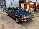 Mercedes-Benz 230CE W123 Automatik Velours Colour 1.Hand 51TKM - Mercedes-Benz Oldtimer: Sportwagen