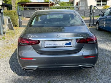Mercedes E 300 - 5