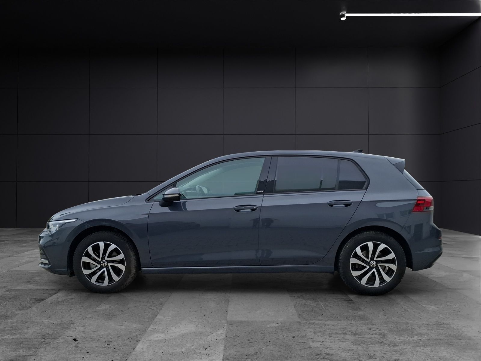 Fahrzeugabbildung Volkswagen Golf VIII TSI Active Standhzg. LEDplus Navi HUD