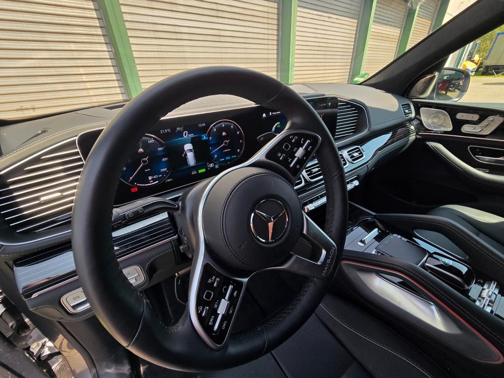 Mercedes-Benz GLS 600