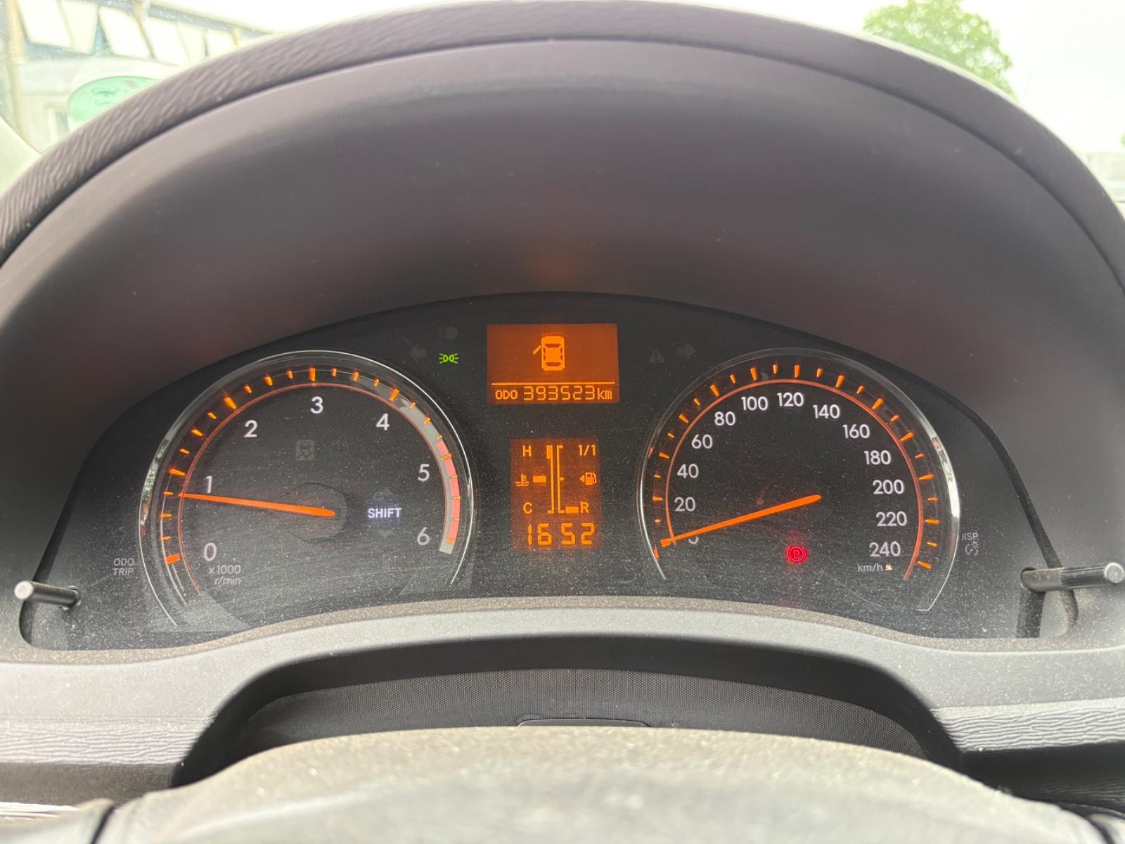 Toyota Avensis 2011 — photo 8