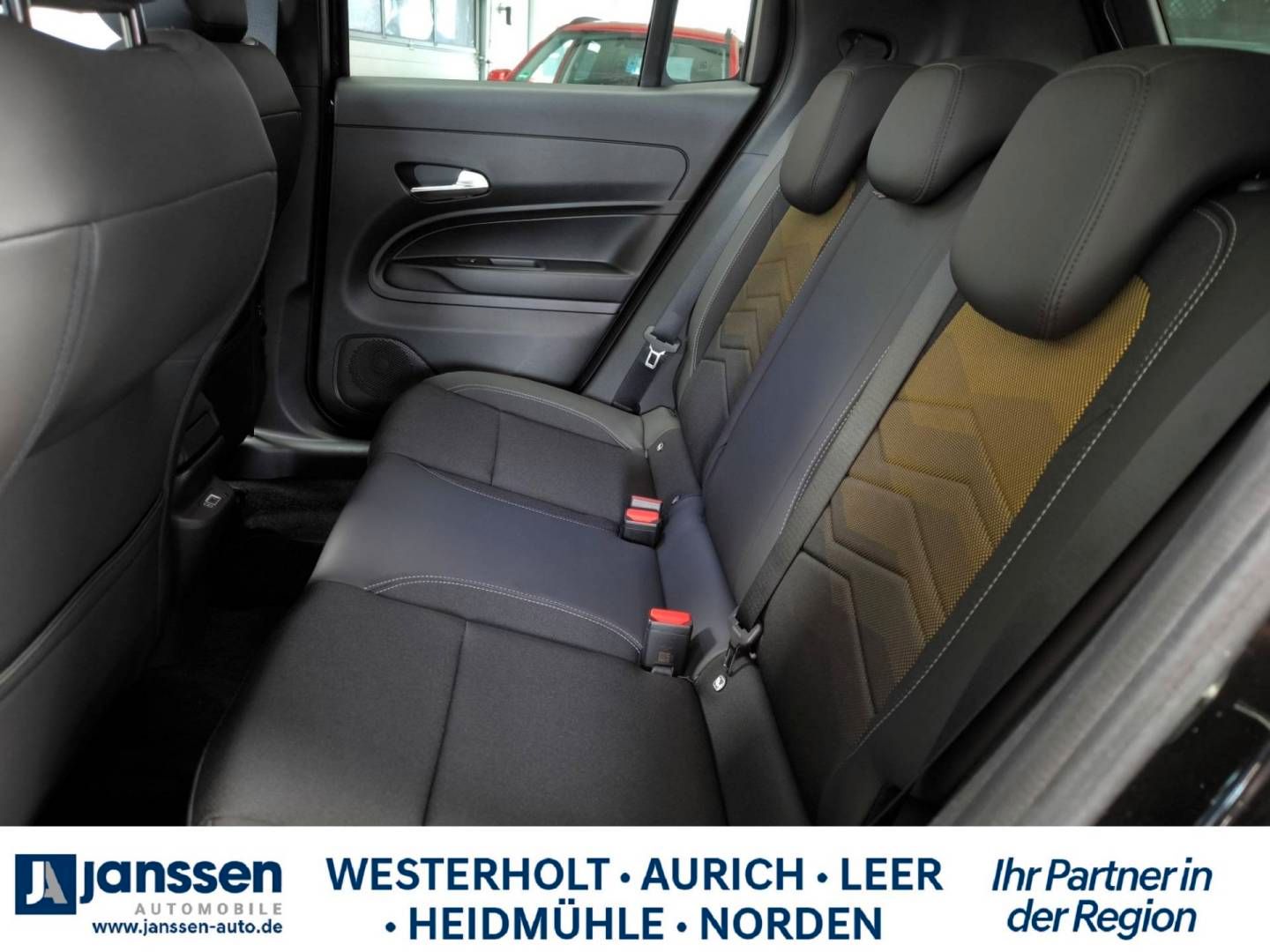Fahrzeugabbildung Jeep Avenger Summit+