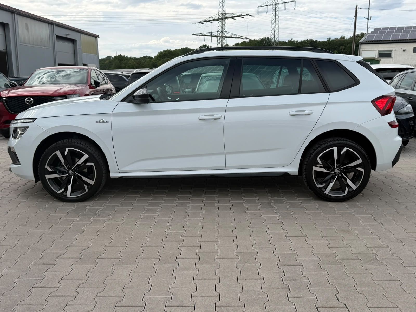Fahrzeugabbildung SKODA Kamiq 1.5 TSI DSG Monte Carlo PANO*MATRIX*5J.GAR